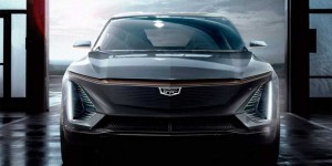 Cadillac s’attaque à Tesla avec une première voiture électrique