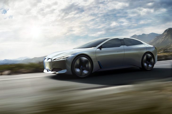 BMW i7 : une rivale pour la Tesla Model S en 2022 ?