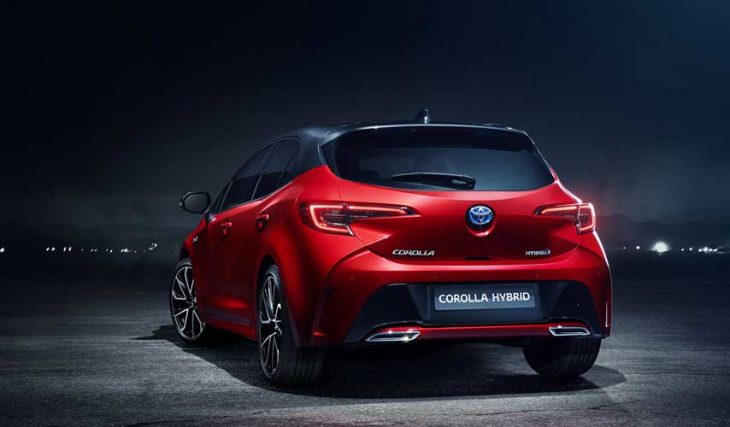 Toyota continue d’attaquer la voiture électrique dans ses publicités