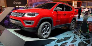 Jeep révèle les Renegade et Compass 4x4e au Salon de Genève 2019