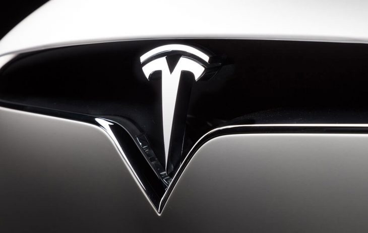 Tesla s’apprête à lever 2 milliards de dollars