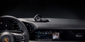 Porsche dévoile le tableau de bord de sa Taycan intégrant Apple Music