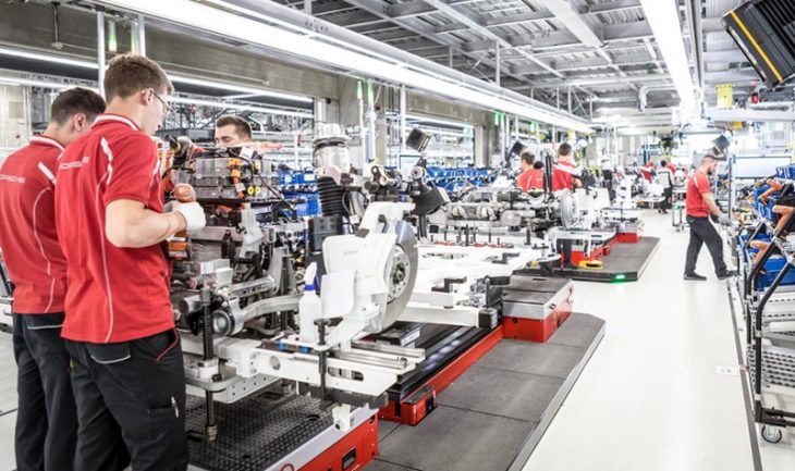 Porsche Taycan : 500 nouveaux emplois pour répondre à la demande