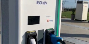 EDF et Izivia testent la charge à 350 kW