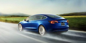 Tesla publie ses résultats : chiffre d’affaire et bénéfice plus élevés qu’attendu