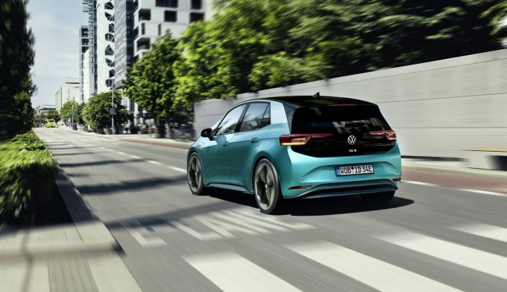 Volkswagen assure tenir les délais pour sa compacte électrique ID.3
