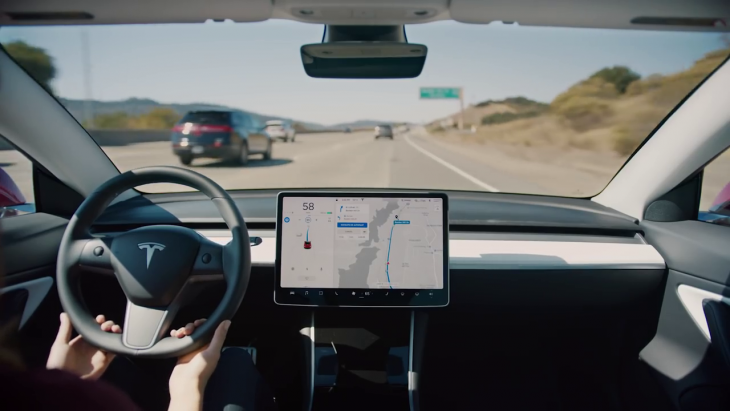 La première Tesla 100 % autonome entre les mains d’Elon Musk