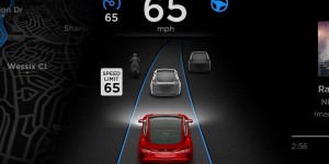 L’Autopilot Tesla lit désormais les panneaux de signalisation
