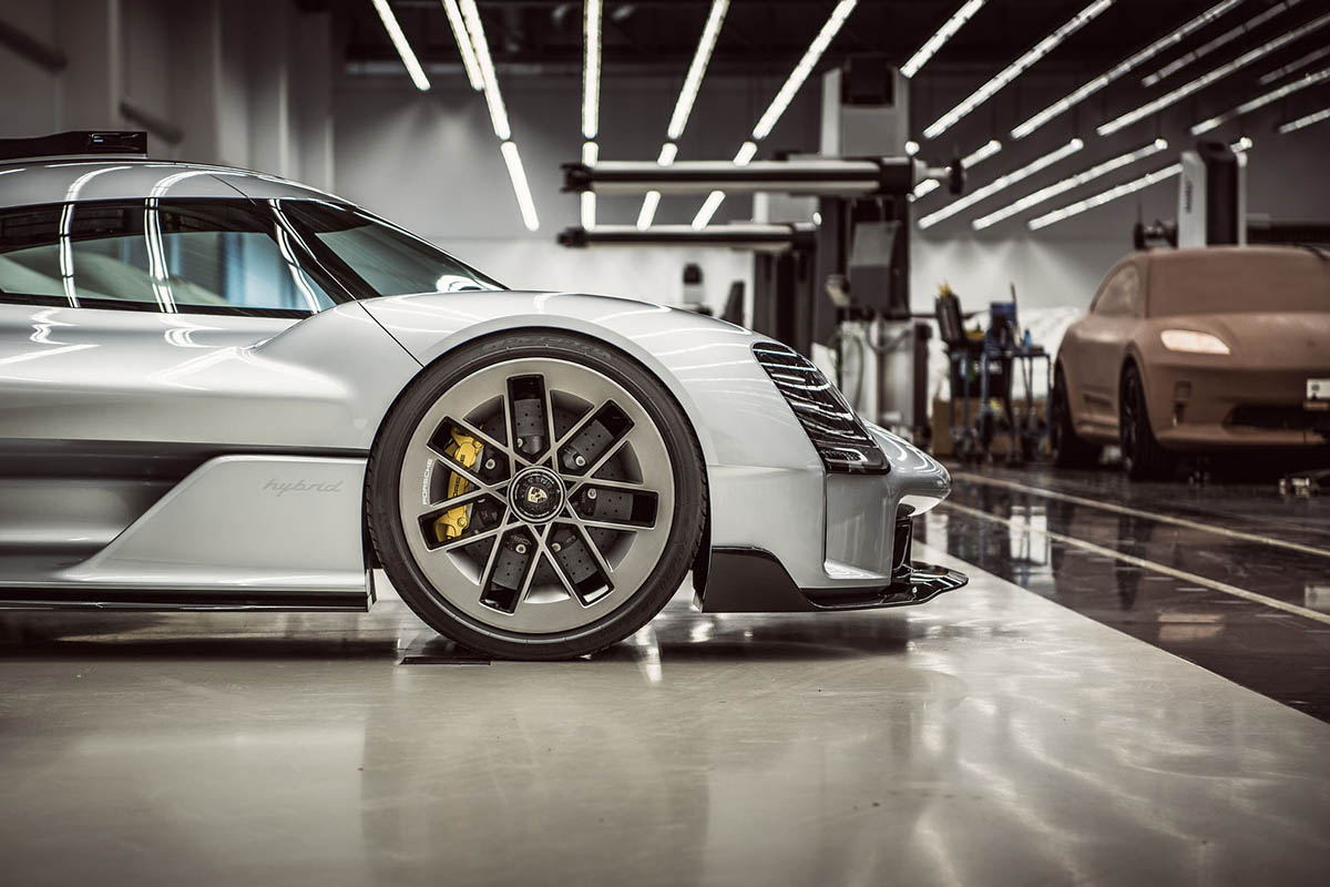 Porsche aurait-il dévoilé en avance le prochain Macan électrique ?