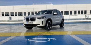 Essai BMW iX3 : que vaut le nouveau concurrent du Tesla Model Y ?