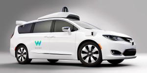 Waymo tacle Tesla sur la conduite autonome