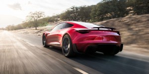 Musk annonce que le design du Tesla Roadster va changer