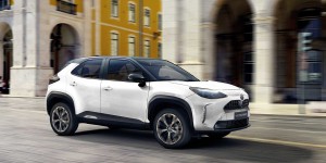 Toyota Yaris Cross : le nouveau SUV hybride urbain annonce ses tarifs
