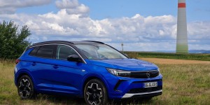 Essai Opel Grandland 2021 : que vaut la version hybride rechargeable ?