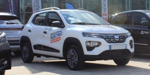 Voiture électrique : pourquoi il a craqué pour la Dacia Spring