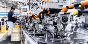 Stellantis – La plus grande usine au monde de moteurs diesel va passer à 50 % d’électriques en 2024