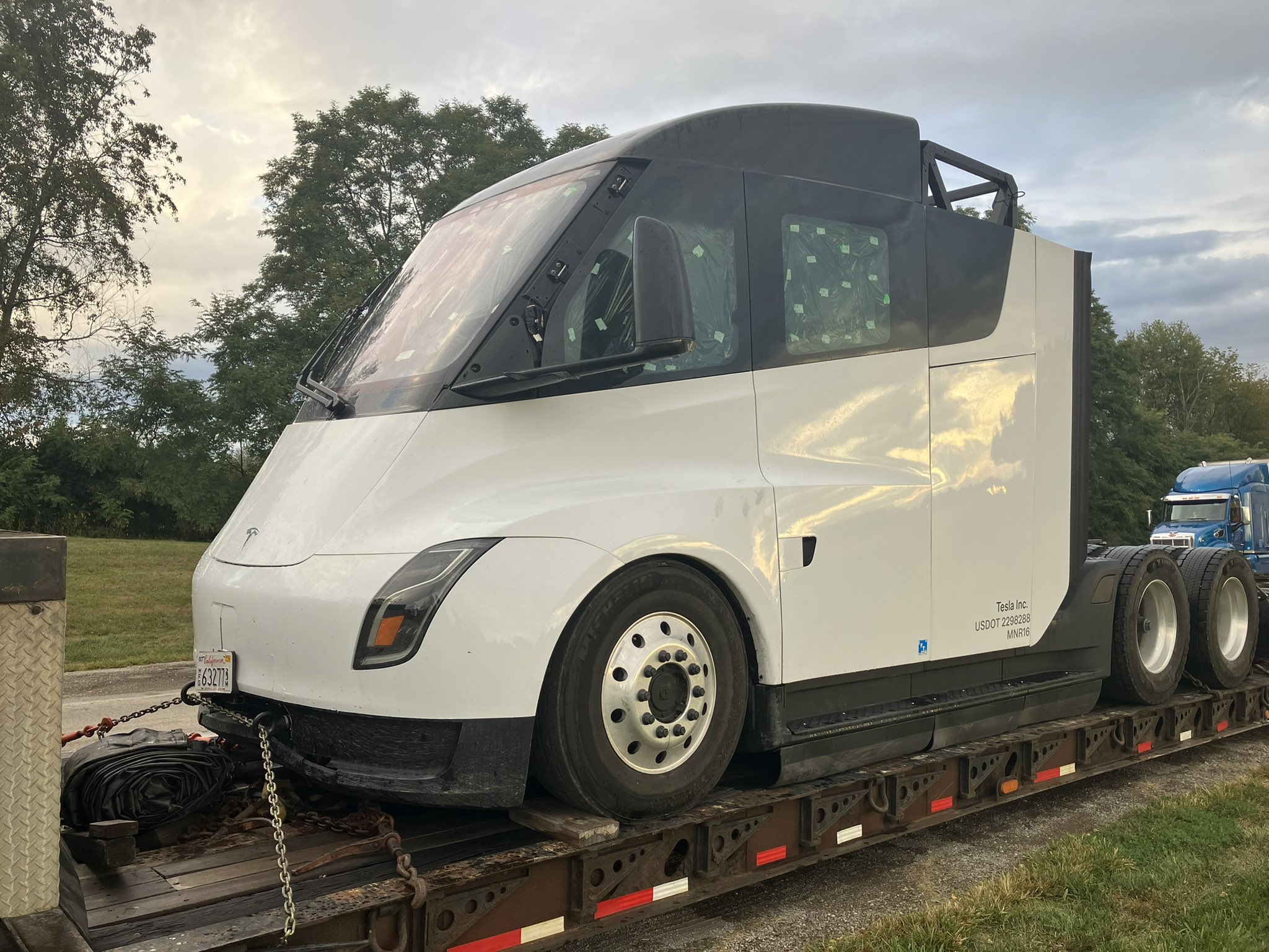 Tesla Semi : le camion électrique a quitté les usines pour les livraisons