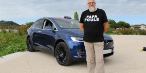 Témoignage – Frédéric, chauffeur de taxi en voiture électrique, vous emmène en Tesla Model X !