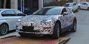 Cette voiture camouflée est-elle la Tesla Model 2 à 25 000 euros ?