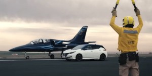 Nissan Leaf : un run contre un avion pour montrer qu’elle existe ?