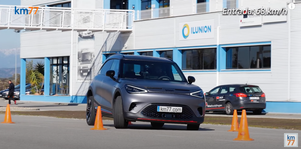 Vidéo – Smart #1 Brabus : le SUV électrique échoue de façon spectaculaire au test de l’élan