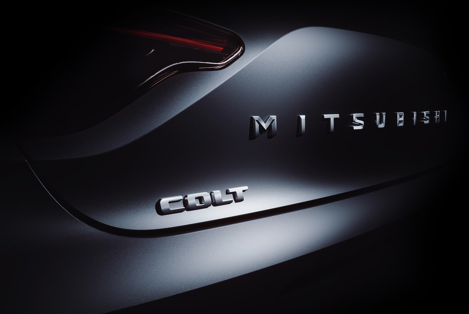 Nouvelle Mitsubishi Colt : le clone de la Clio hybride sera dévoilé en juin