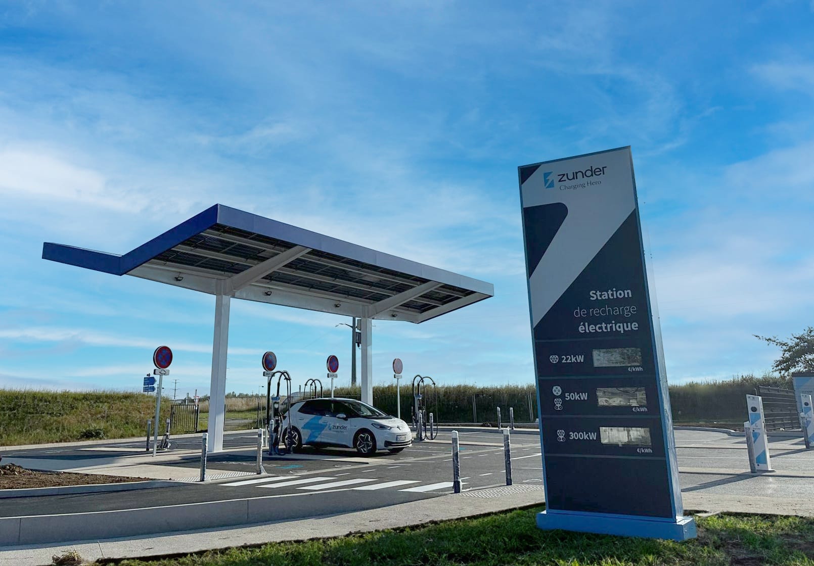 Zunder ouvre sa première station de recharge en France