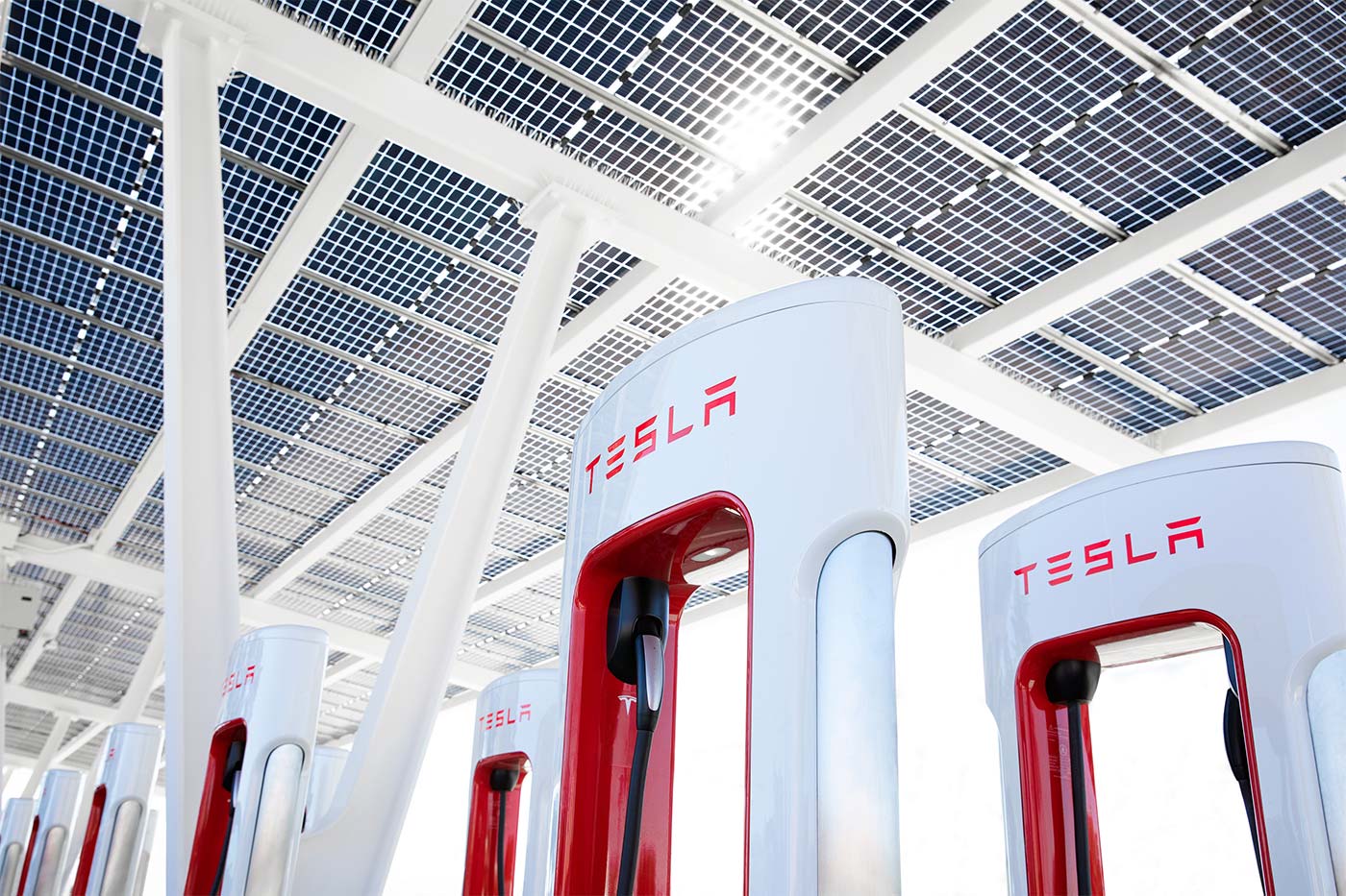 Tesla : la recharge sur les Superchargeurs est gratuite ce mardi 29 août !