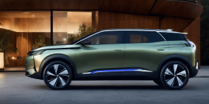 Peugeot lancera en 2024 le nouveau 5008 électrique