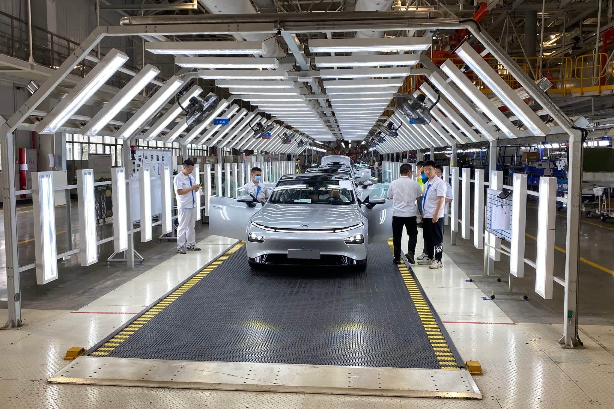 L’industrie automobile américaine tremble face aux voitures électriques chinoises