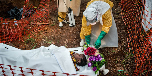 Ebola : « La population a peur et ne croit plus dans les hôpitaux »