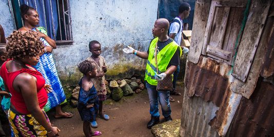 Ebola : quel bilan pour les mesures de confinement en Sierra Leone ?