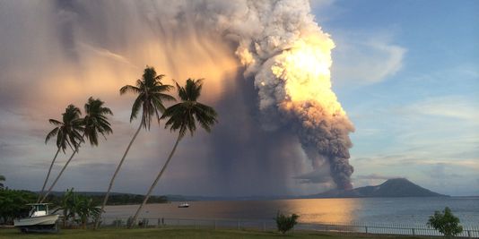 L'éruption du Tavurvur perturbe le trafic aérien
