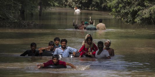 Deux cent mille personnes toujours bloquées par les inondations dans le Cachemire indien