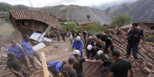 Un séisme meurtrier laisse des villages en ruines au Pérou