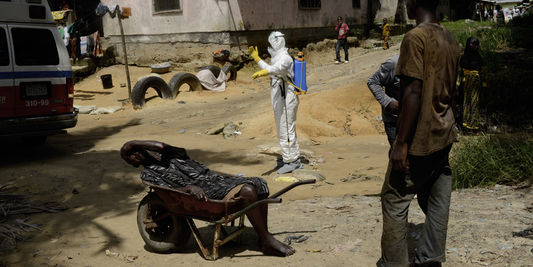 Ebola : au Liberia, le déni du risque sanitaire