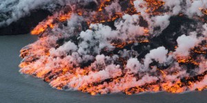 L'éruption du volcan Bardarbunga filmée par un drone