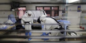 L'Etat de New York durcit ses mesures anti-Ebola