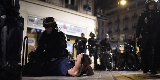 Mort de Rémi Fraisse : Cazeneuve condamne les violences à Rennes