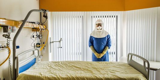 Une seconde personne contaminée par Ebola prise en charge en France