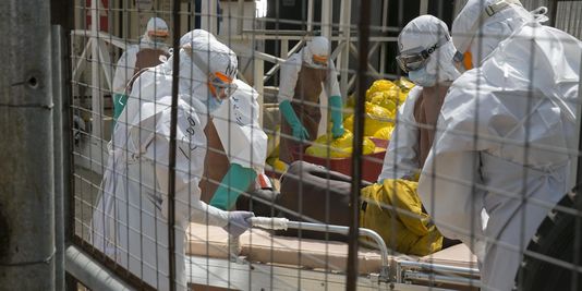 En Sierra Leone, une peine de prison ferme pour non-respect des lois anti-Ebola