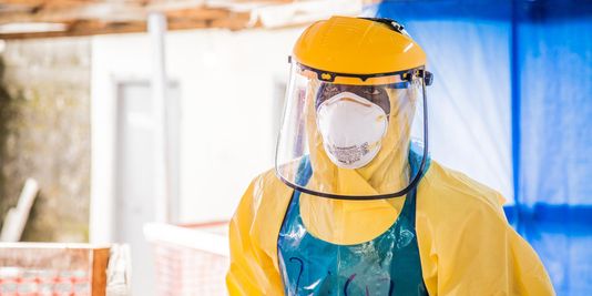 Ebola : l'OMS constate une « baisse réelle » des nouveaux cas en Afrique de l'Ouest