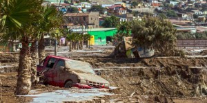 Plus de 100 disparus et 30 000 sinistrés après des inondations dans le nord du Chili