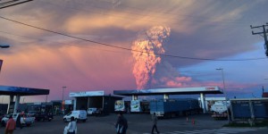 Alerte au Chili après l'éruption d'un volcan inactif depuis quarante ans