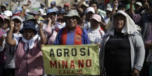 Après des affrontements meurtriers, le dialogue reprend autour du plus grand projet minier du Pérou