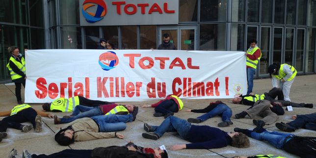Total accusé de « crime contre l’humanité » par des militants écologistes
