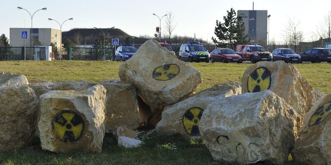 Manifestation contre le projet d’enfouissement de déchets nucléaires à Bure