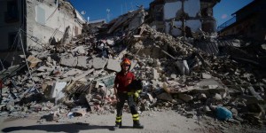 Italie : trois villages presque détruits par le séisme meurtrier