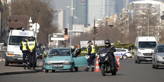 Paris : les véhicules polluants ne seront pas verbalisés avant 2017