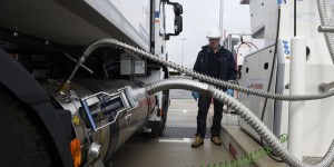 Transports : la filière gaz veut être une alternative au trio diesel-essence-électricité